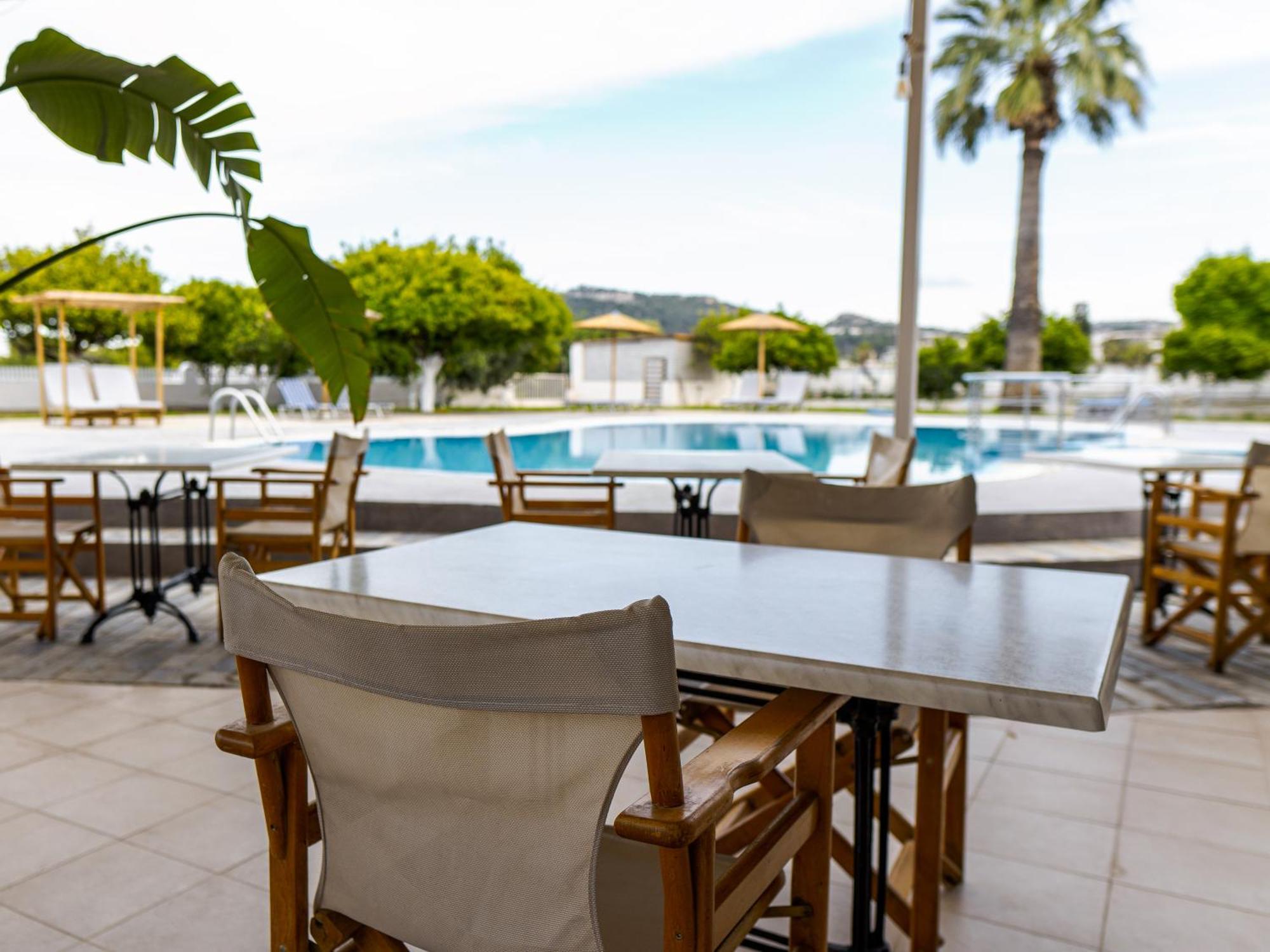 Manos Pension Faliraki Exteriör bild