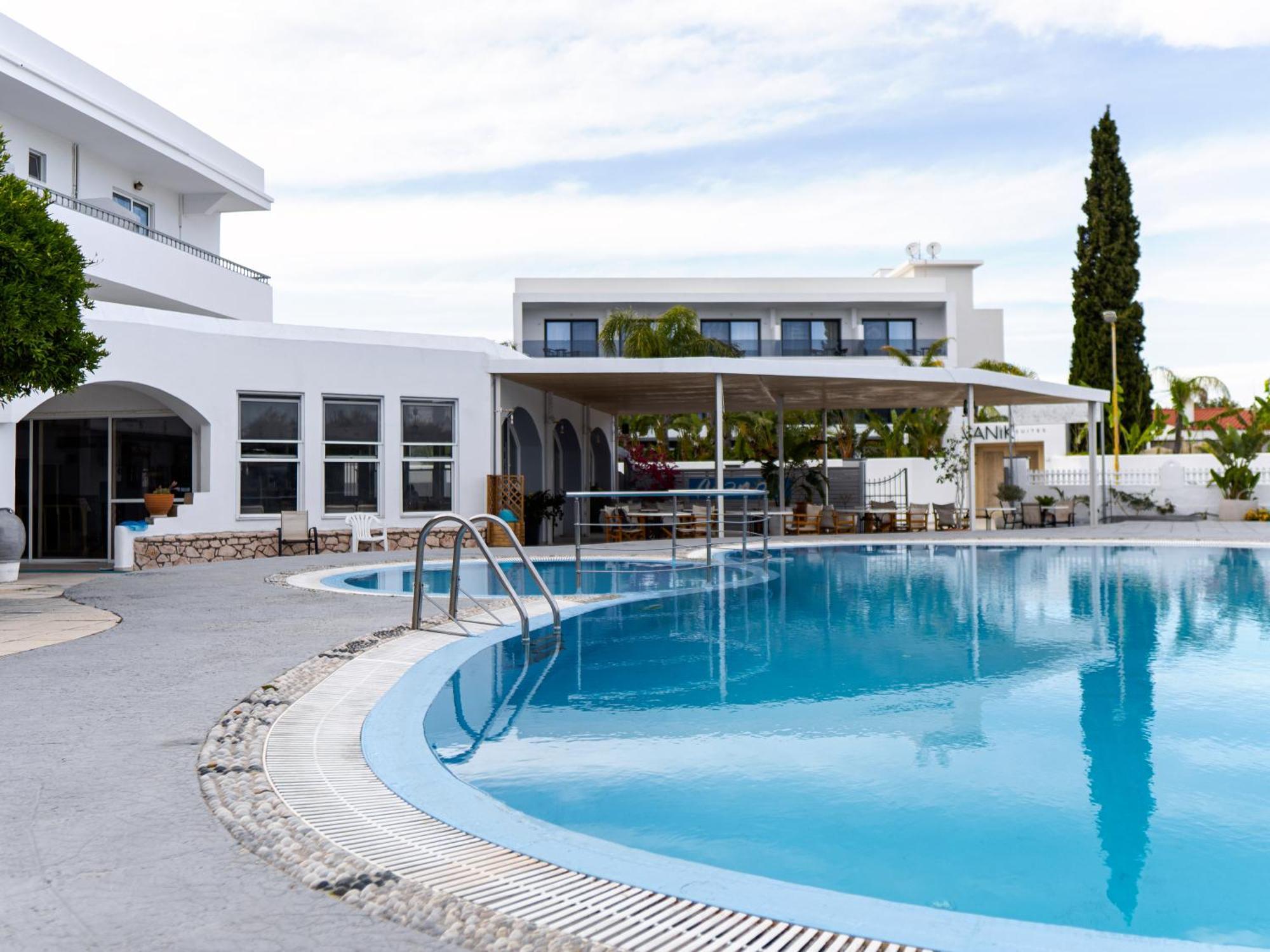 Manos Pension Faliraki Exteriör bild