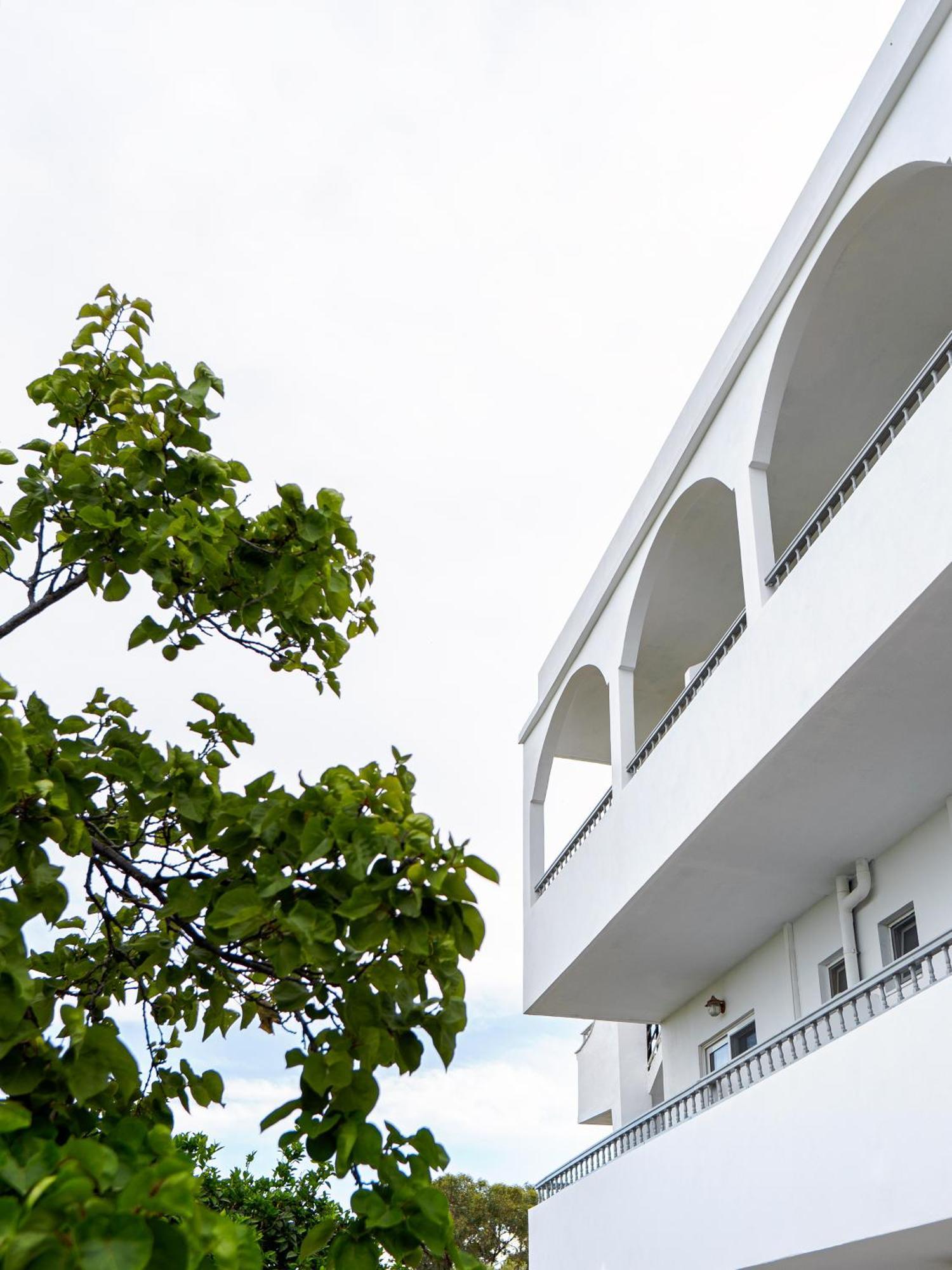 Manos Pension Faliraki Exteriör bild