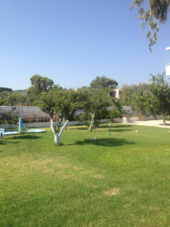 Manos Pension Faliraki Exteriör bild